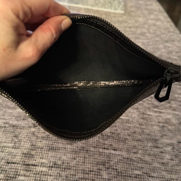 Marc Jacobs Cosmetic Bag by Neiman Marcus & Target - Picture 5 of 8